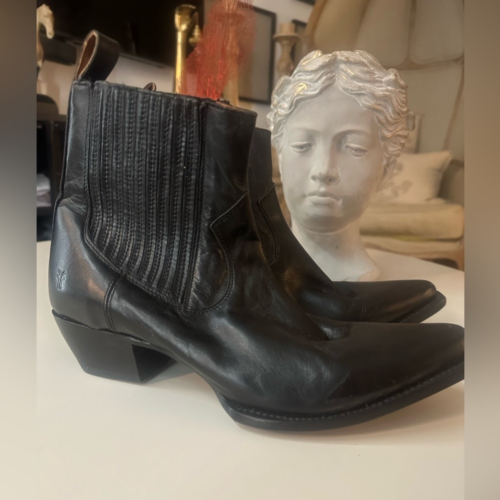 Frye Dark Leather Footwear